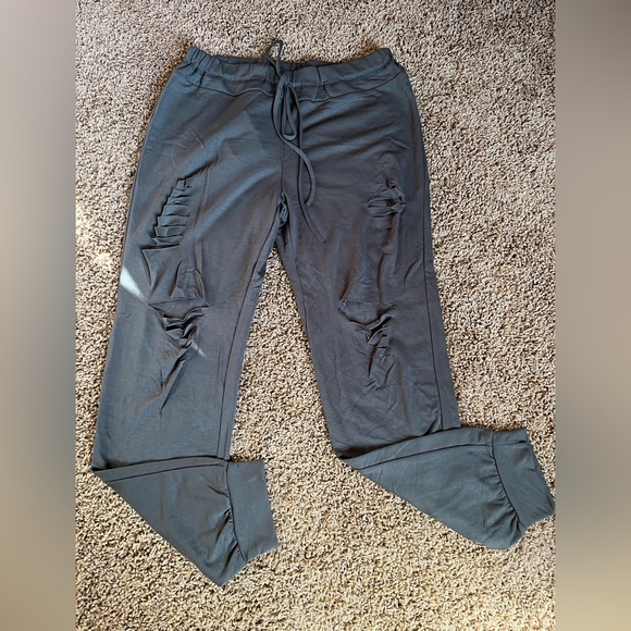 Distressed joggers - Picture 2 of 2